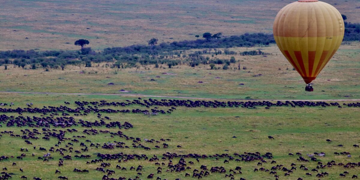 Can I Do a Hot Air Balloon Safari During the Great Migration?